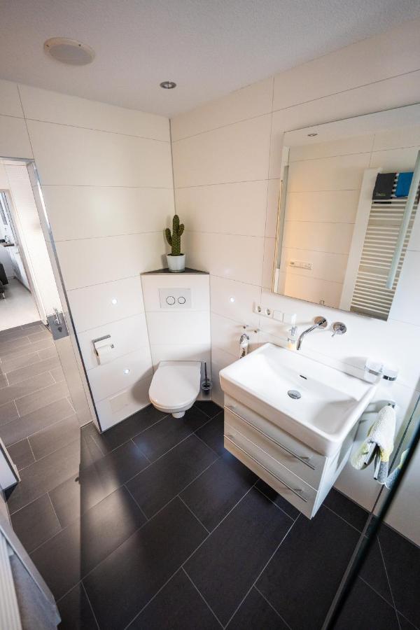 Laendliche 2-Zimmer Wohnung Bad Ditzenbach Bagian luar foto